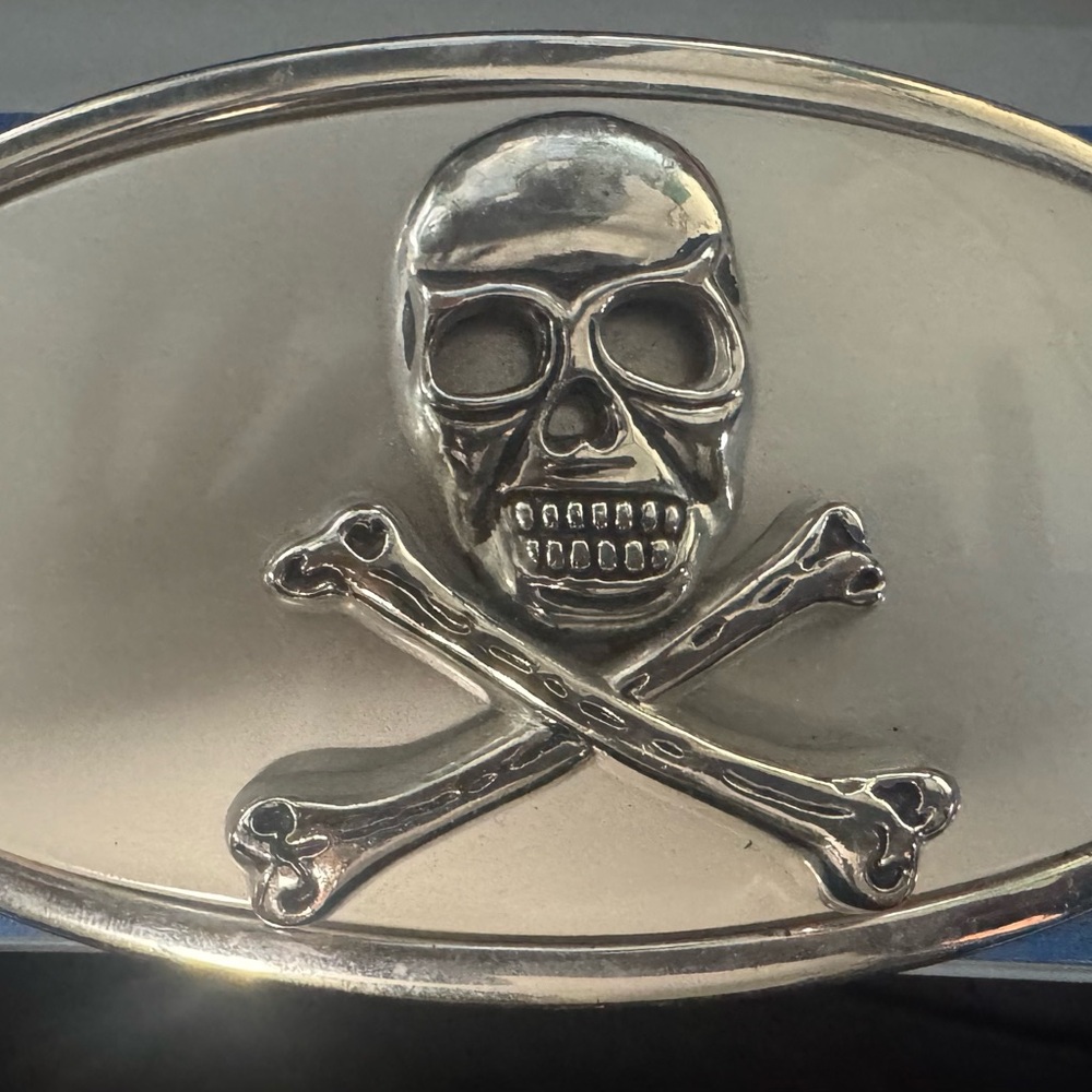 Silver Skull & Crossbones Belt Buckle